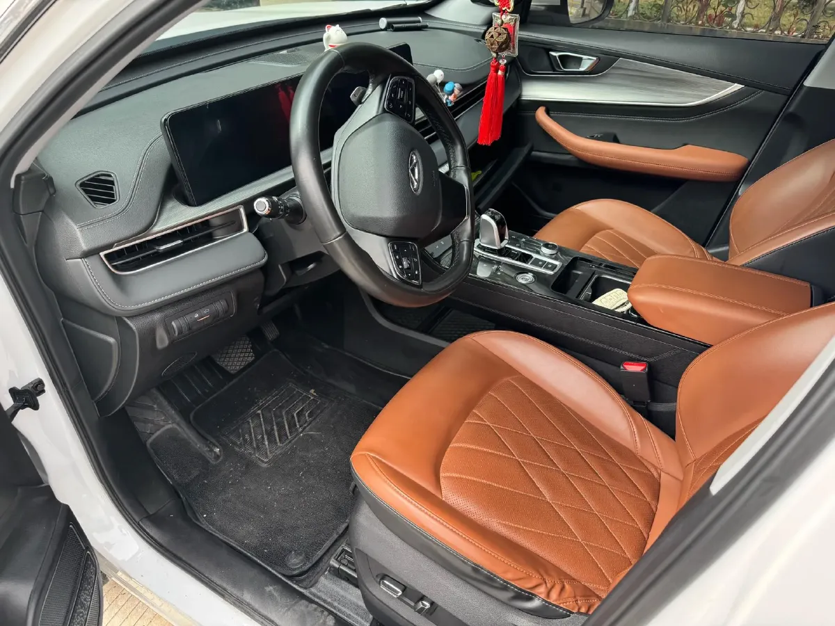 2021 Chery Tiggo 8 Plus 1.6T 197HP L4 7DCT,autocango,china used car exporter,china ev exporter,chinese used car exporter,chinese used ev exporter