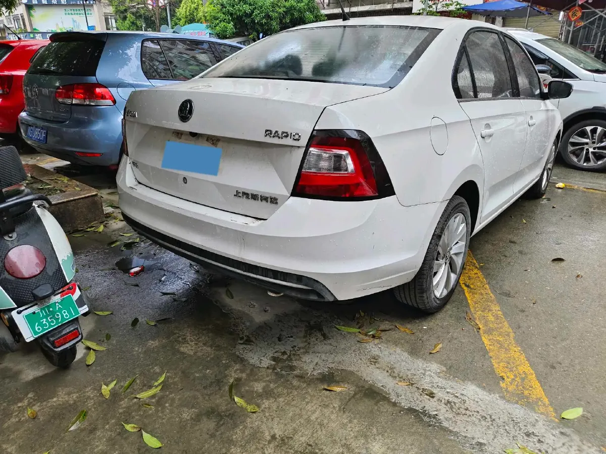 2018 Skoda Rapid 1.6L 110HP L4 6AT,autocango,china used car exporter,china ev exporter,chinese used car exporter,chinese used ev exporter