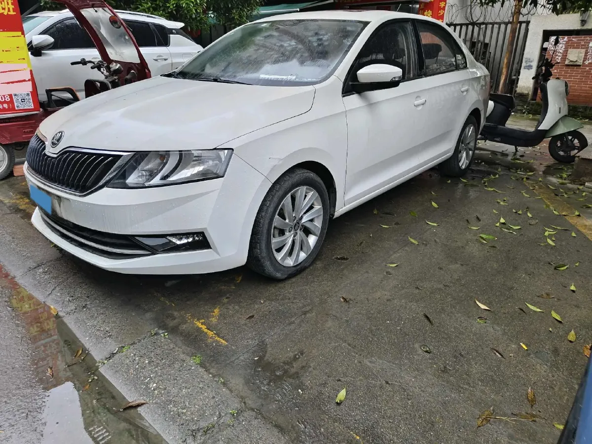 2018 Skoda Rapid 1.6L 110HP L4 6AT,autocango,china used car exporter,china ev exporter,chinese used car exporter,chinese used ev exporter