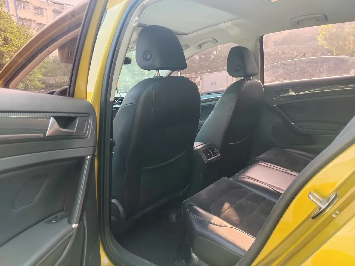 2018 Volkswagen Golf 1.4T 131HP L4 7DCT,autocango,china used car exporter,china ev exporter,chinese used car exporter,chinese used ev exporter