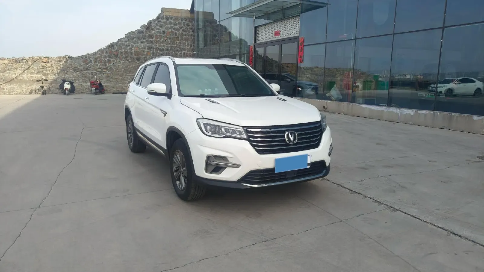 2020 ChangAn CS75 1.5T 178HP L4 7DCT,autocango,china used car exporter,china ev exporter,chinese used car exporter,chinese used ev exporter
