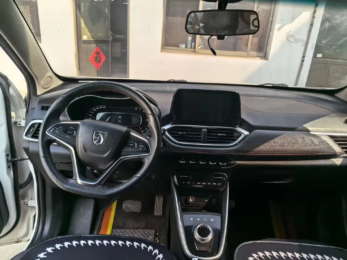 2019 BaoJun 510 1.5L 112HP L4 5AMT,autocango,china used car exporter,china ev exporter,chinese used car exporter,chinese used ev exporter