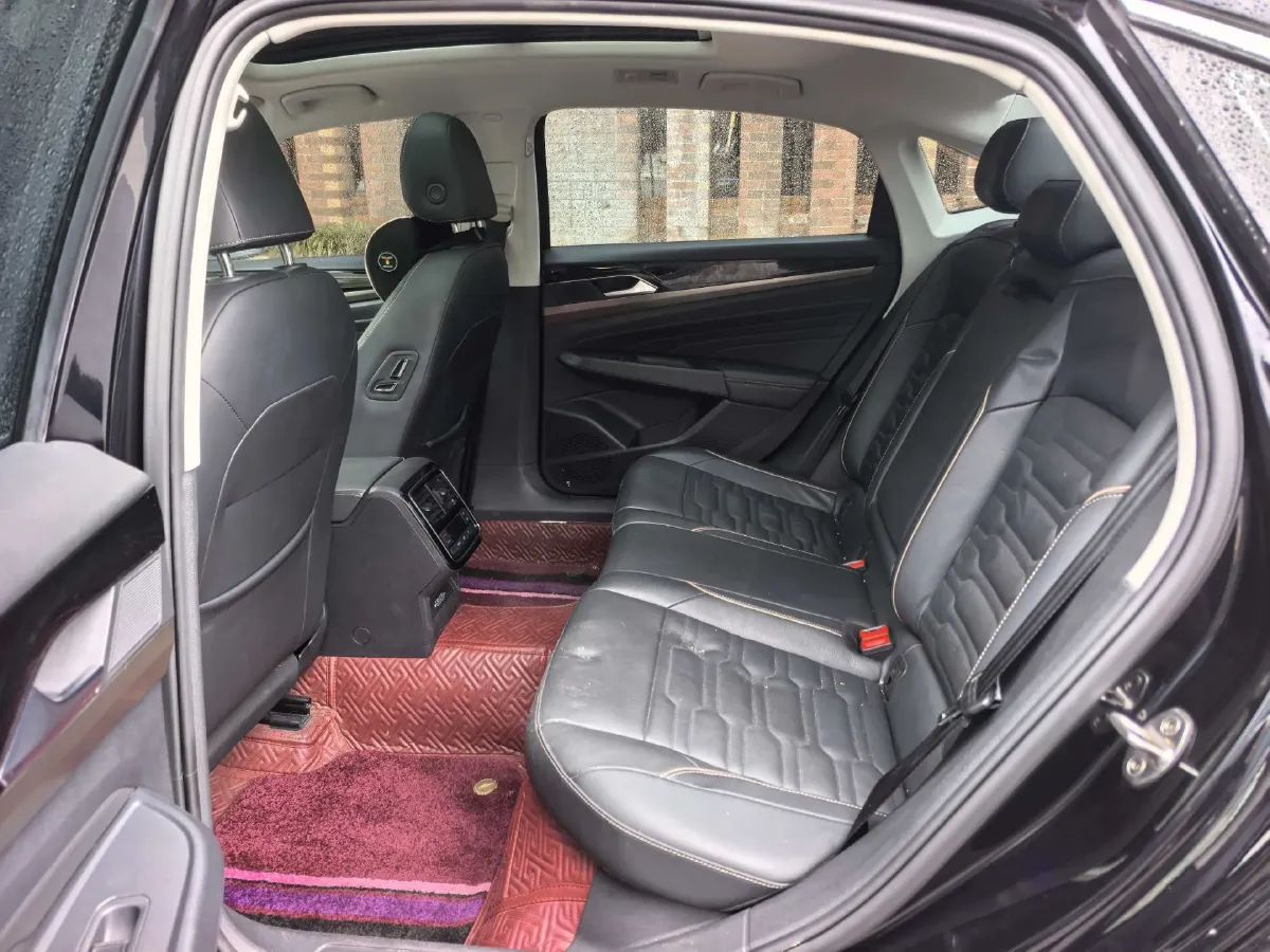 2019 Skoda Kodiak 2.0T 186HP L4 7DCT,autocango,china used car exporter,china ev exporter,chinese used car exporter,chinese used ev exporter