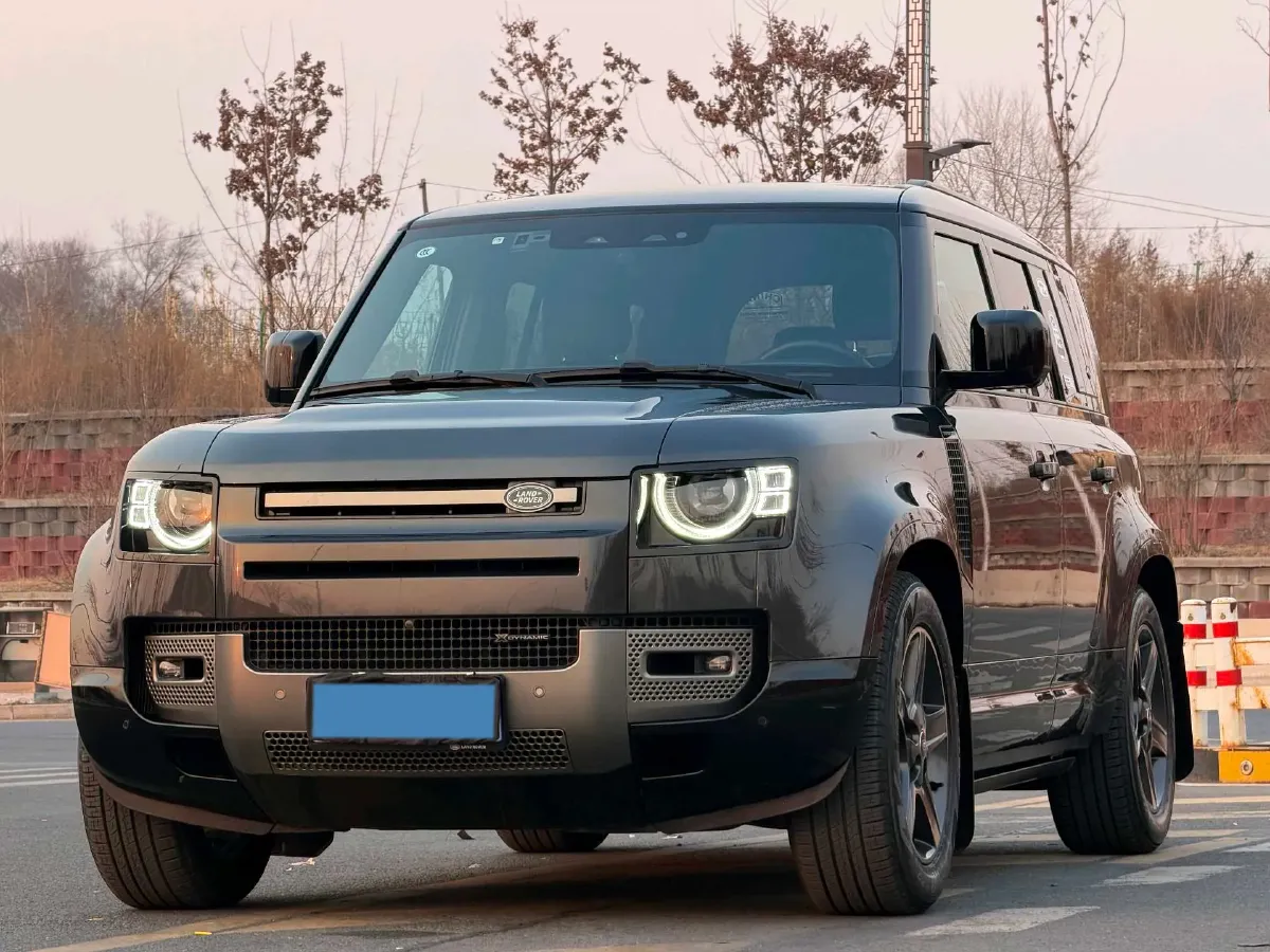 2023 Land Rover Defender 3.0T 400HP L6 8AT,autocango,china used car exporter,china ev exporter,chinese used car exporter,chinese used ev exporter