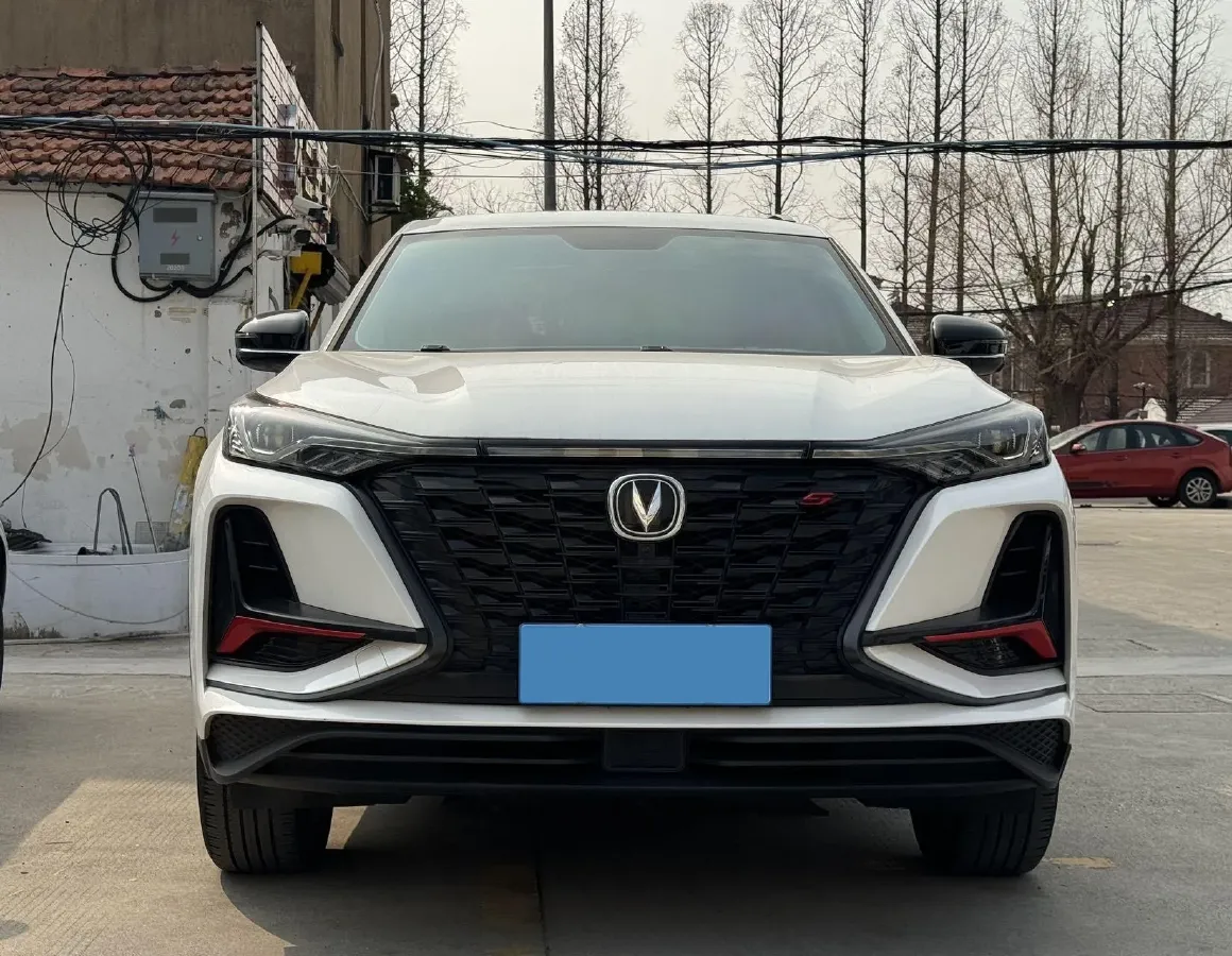 2022 ChangAn CS75 Plus 1.5T 178HP L4 6AT,autocango,china used car exporter,china ev exporter,chinese used car exporter,chinese used ev exporter