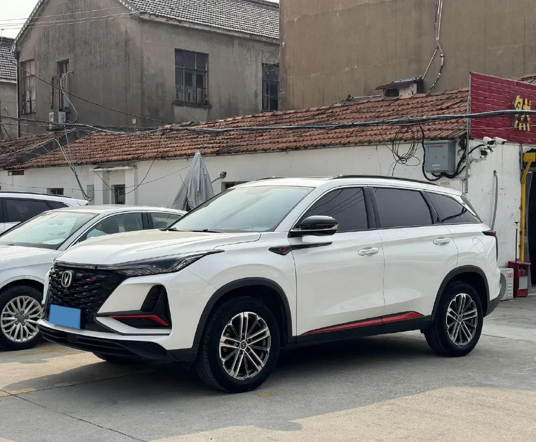 2022 ChangAn CS75 Plus 1.5T 178HP L4 6AT,autocango,china used car exporter,china ev exporter,chinese used car exporter,chinese used ev exporter