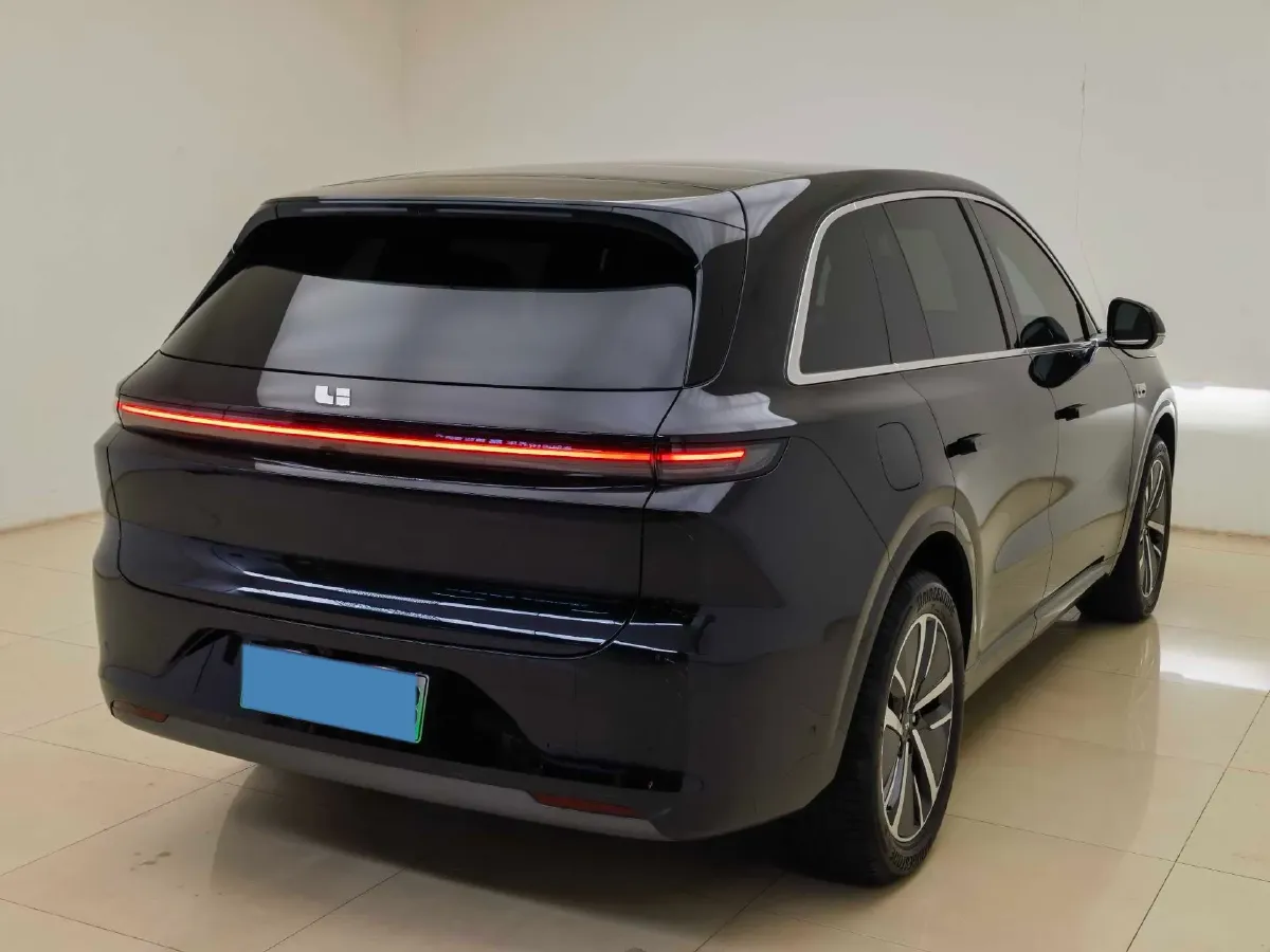 2024 Li L6 Range Extended 154HP L4 REEV 36.8KWH,autocango,china used car exporter,china ev exporter,chinese used car exporter,chinese used ev exporter