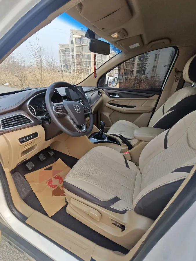 2017 BaoJun 730 1.5T 150HP L4 6MT,autocango,china used car exporter,china ev exporter,chinese used car exporter,chinese used ev exporter