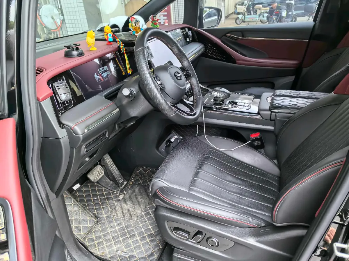 2023 GAC Trumpchi M8 2.0T 252HP L4 8AT,autocango,china used car exporter,china ev exporter,chinese used car exporter,chinese used ev exporter