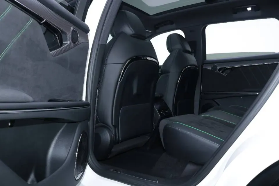 2025 Voyah FREE 1.5T 150HP L4 REEV 43KWH,autocango,china used car exporter,china ev exporter,chinese used car exporter,chinese used ev exporter