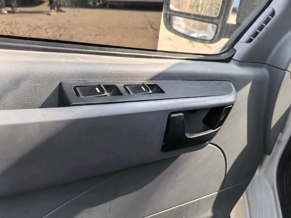 2020 MAXUS T70 2.0T 163HP L4 6MT,autocango,china used car exporter,china ev exporter,chinese used car exporter,chinese used ev exporter