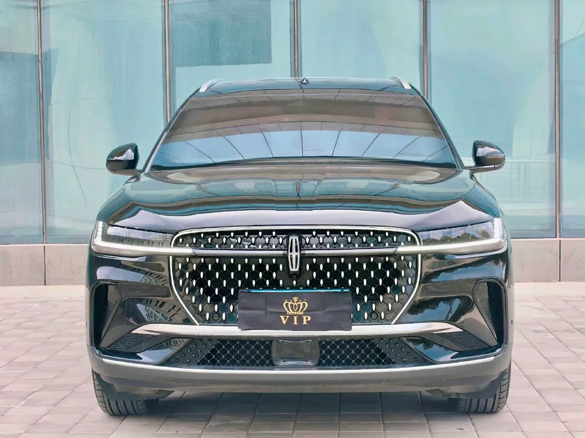 2023 Lincoln Nautilus 2.0T 261HP L4 8AT,autocango,china used car exporter,china ev exporter,chinese used car exporter,chinese used ev exporter