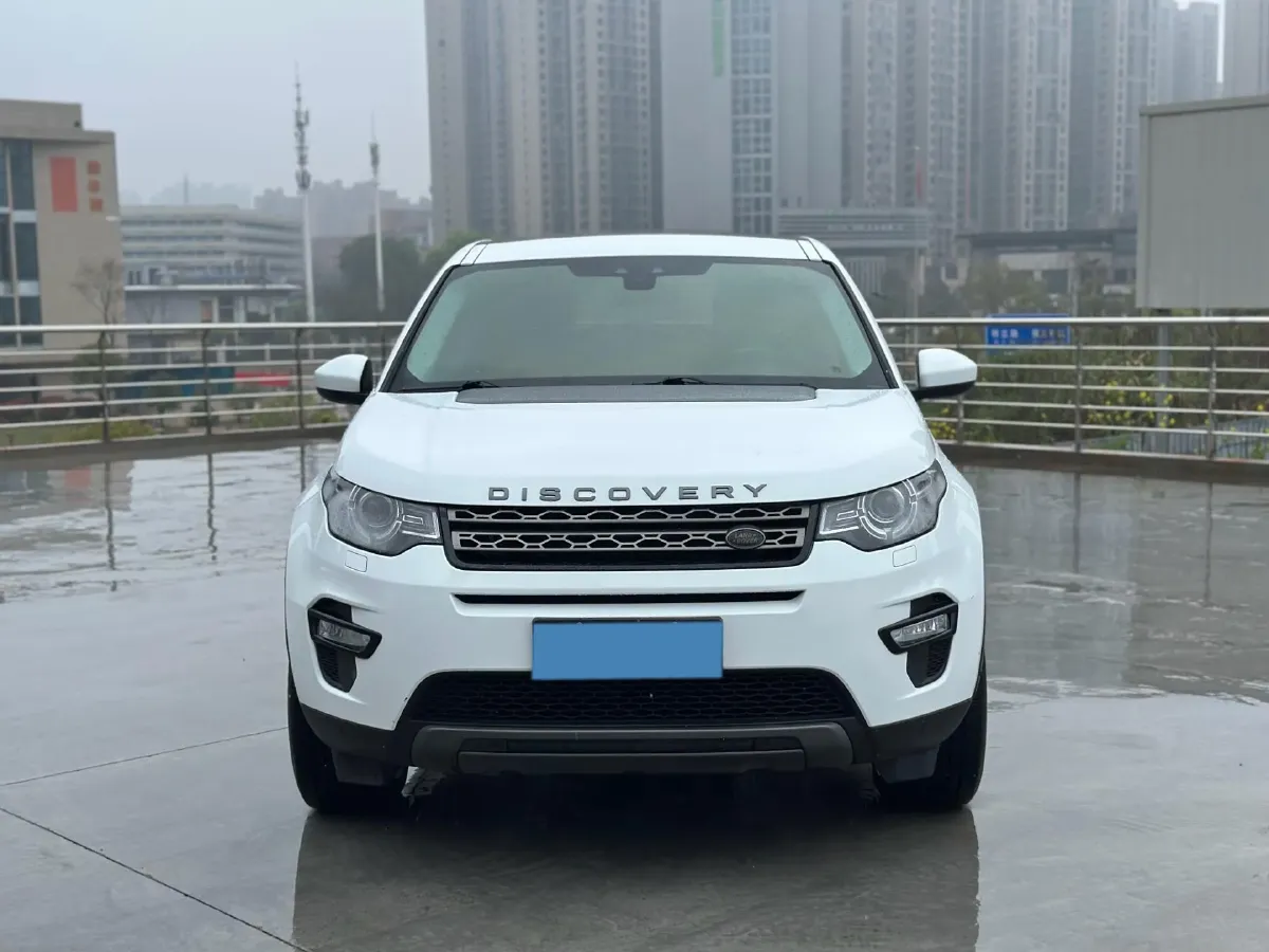 2019 Land Rover Discovery Sport 2.0T 241HP L4 9AT,autocango,china used car exporter,china ev exporter,chinese used car exporter,chinese used ev exporter