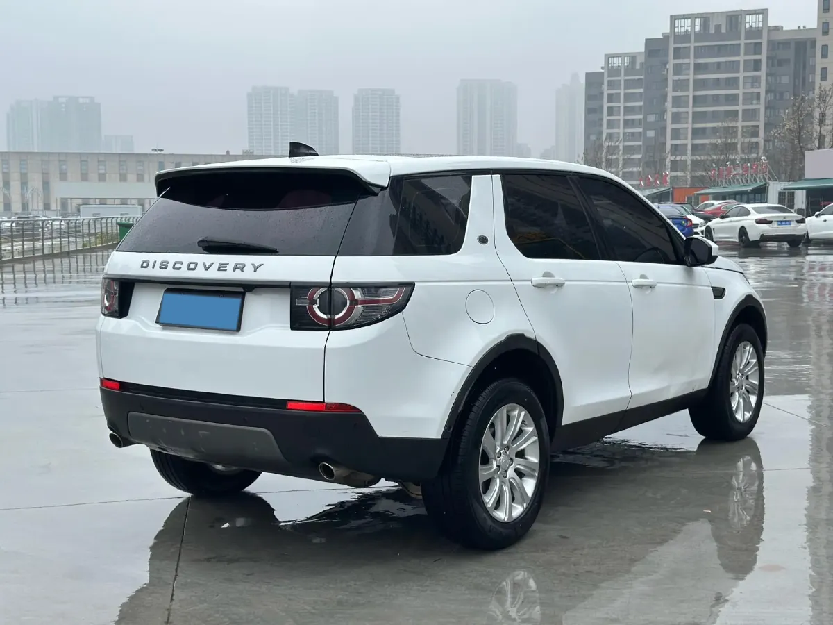 2019 Land Rover Discovery Sport 2.0T 241HP L4 9AT,autocango,china used car exporter,china ev exporter,chinese used car exporter,chinese used ev exporter