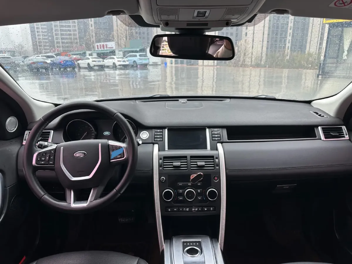 2019 Land Rover Discovery Sport 2.0T 241HP L4 9AT,autocango,china used car exporter,china ev exporter,chinese used car exporter,chinese used ev exporter
