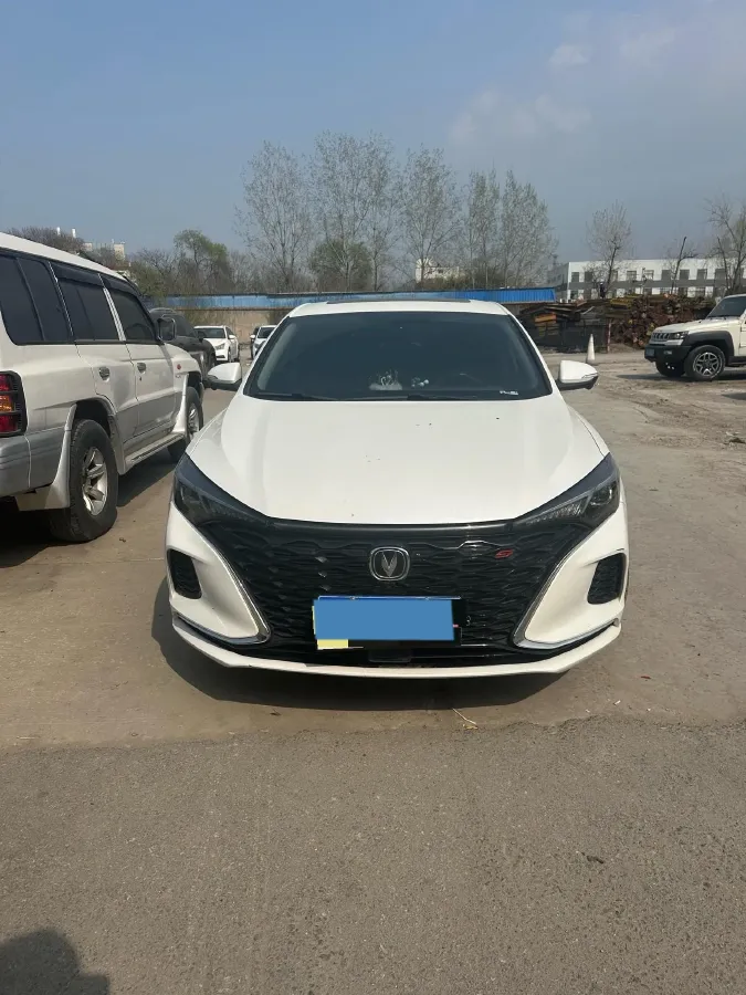 2021 ChangAn Eado 1.4T 160HP L4 7DCT,autocango,china used car exporter,china ev exporter,chinese used car exporter,chinese used ev exporter