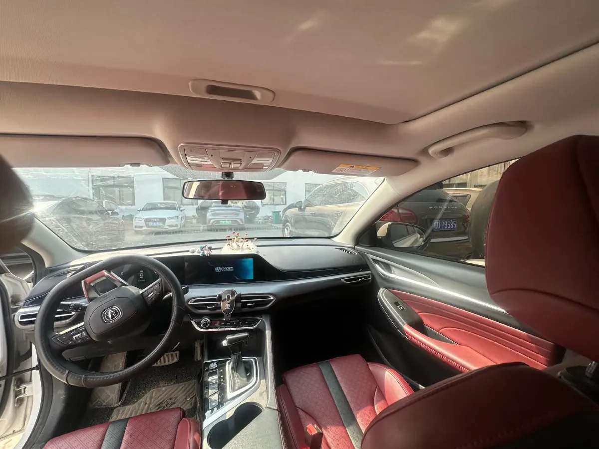 2021 ChangAn Eado 1.4T 160HP L4 7DCT,autocango,china used car exporter,china ev exporter,chinese used car exporter,chinese used ev exporter