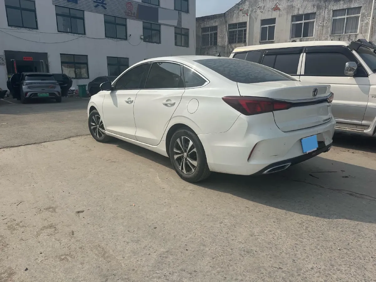 2021 ChangAn Eado 1.4T 160HP L4 7DCT,autocango,china used car exporter,china ev exporter,chinese used car exporter,chinese used ev exporter