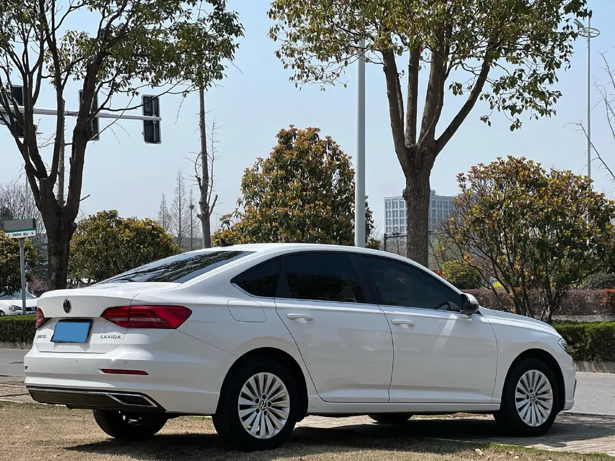 2019 Volkswagen Lavida 1.5L 113HP L4 6AT,autocango,china used car exporter,china ev exporter,chinese used car exporter,chinese used ev exporter