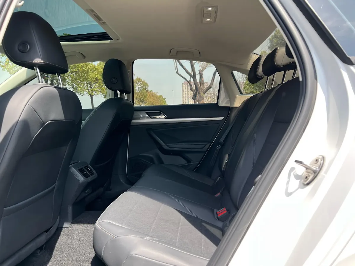 2019 Volkswagen Lavida 1.5L 113HP L4 6AT,autocango,china used car exporter,china ev exporter,chinese used car exporter,chinese used ev exporter