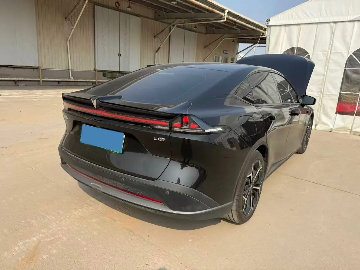 2025 Deepal L07 1.5L 98HP L4 REEV 28.39KWH,autocango,china used car exporter,china ev exporter,chinese used car exporter,chinese used ev exporter
