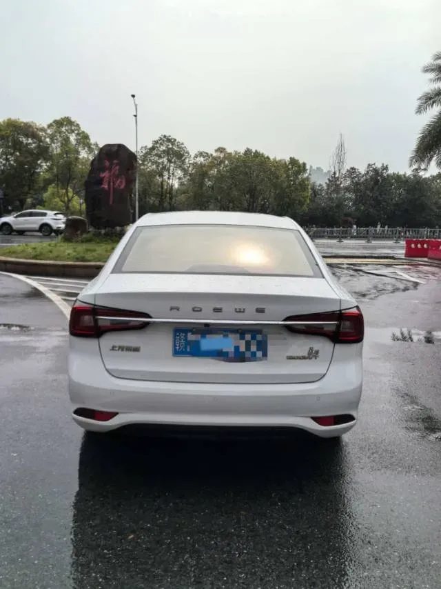 2020 Roewe i5 1.5L 120HP L4 CVT,autocango,china used car exporter,china ev exporter,chinese used car exporter,chinese used ev exporter