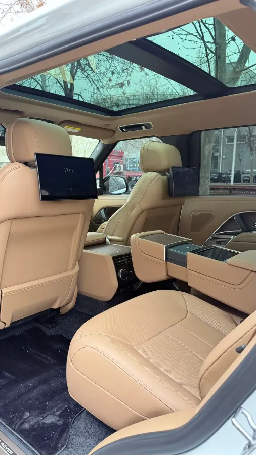2025 Land Rover Range Rover 3.0T 400HP L6 8AT,autocango,china used car exporter,china ev exporter,chinese used car exporter,chinese used ev exporter
