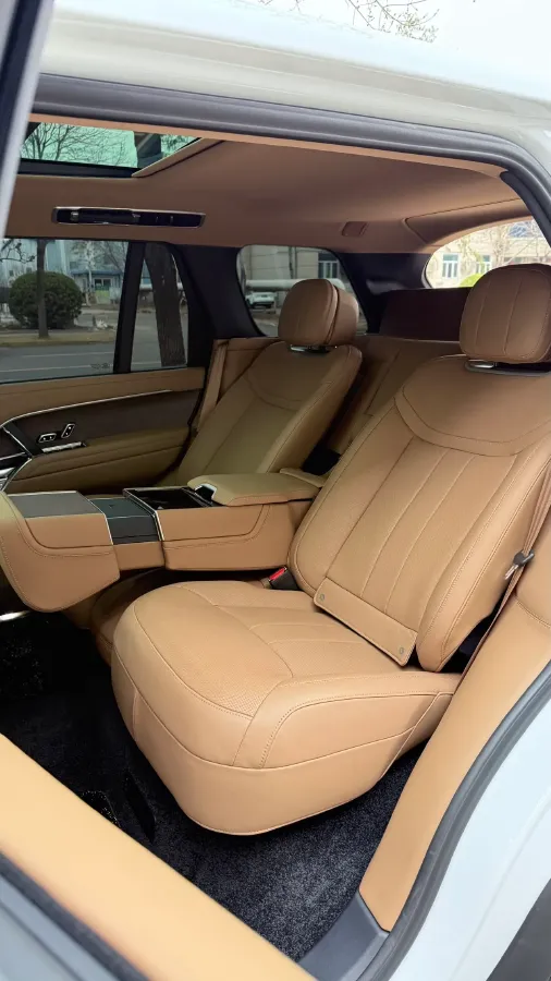 2025 Land Rover Range Rover 3.0T 400HP L6 8AT,autocango,china used car exporter,china ev exporter,chinese used car exporter,chinese used ev exporter