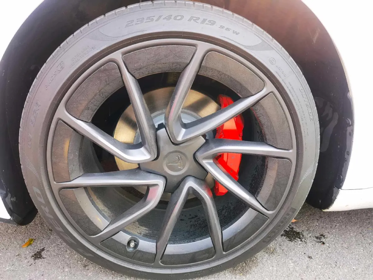 2025 Tesla Model 3 BEV,autocango,china used car exporter,china ev exporter,chinese used car exporter,chinese used ev exporter