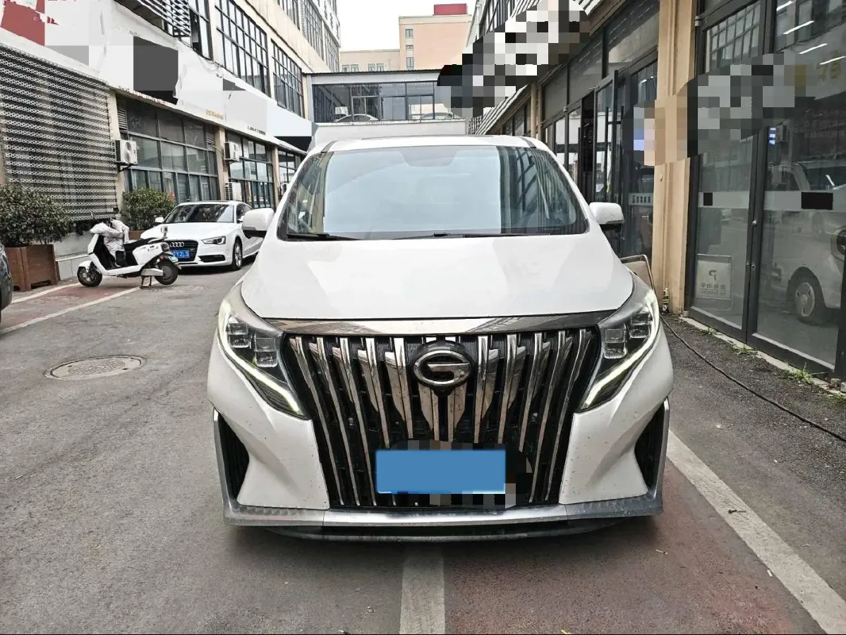 2021 GAC Trumpchi M8 2.0T 252HP L4 8AT,autocango,china used car exporter,china ev exporter,chinese used car exporter,chinese used ev exporter