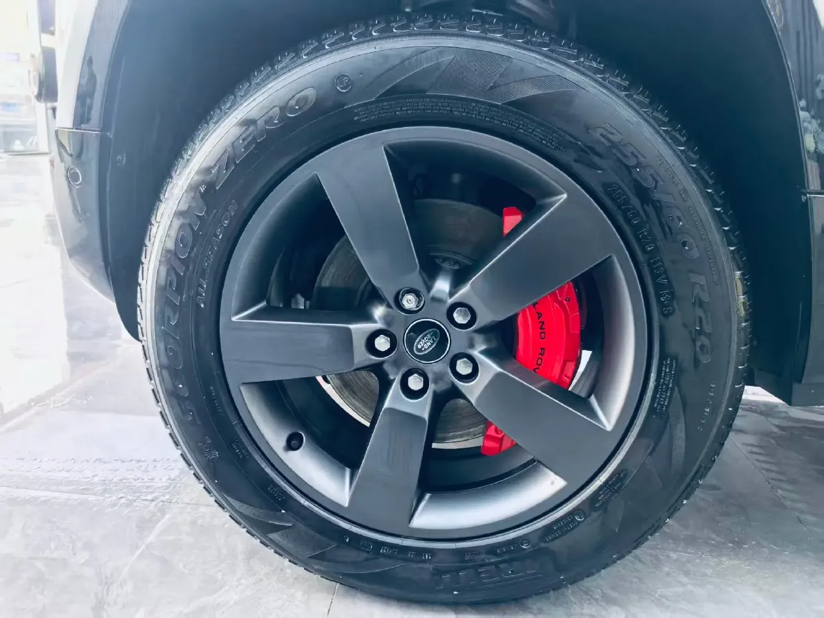 2024 Land Rover Defender 3.0T 400HP L6 8AT,autocango,china used car exporter,china ev exporter,chinese used car exporter,chinese used ev exporter