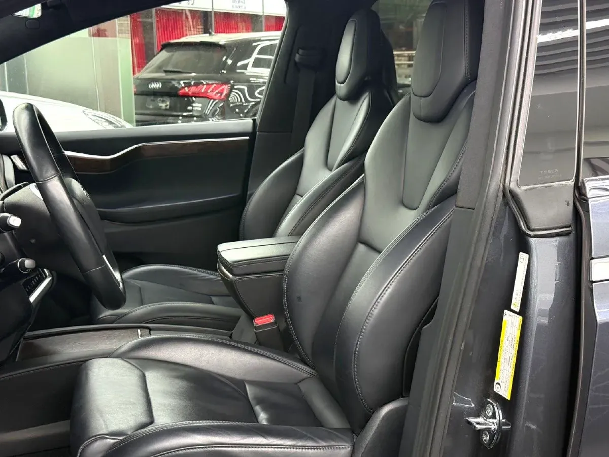 2017 Tesla Model X BEV 100KWH,autocango,china used car exporter,china ev exporter,chinese used car exporter,chinese used ev exporter