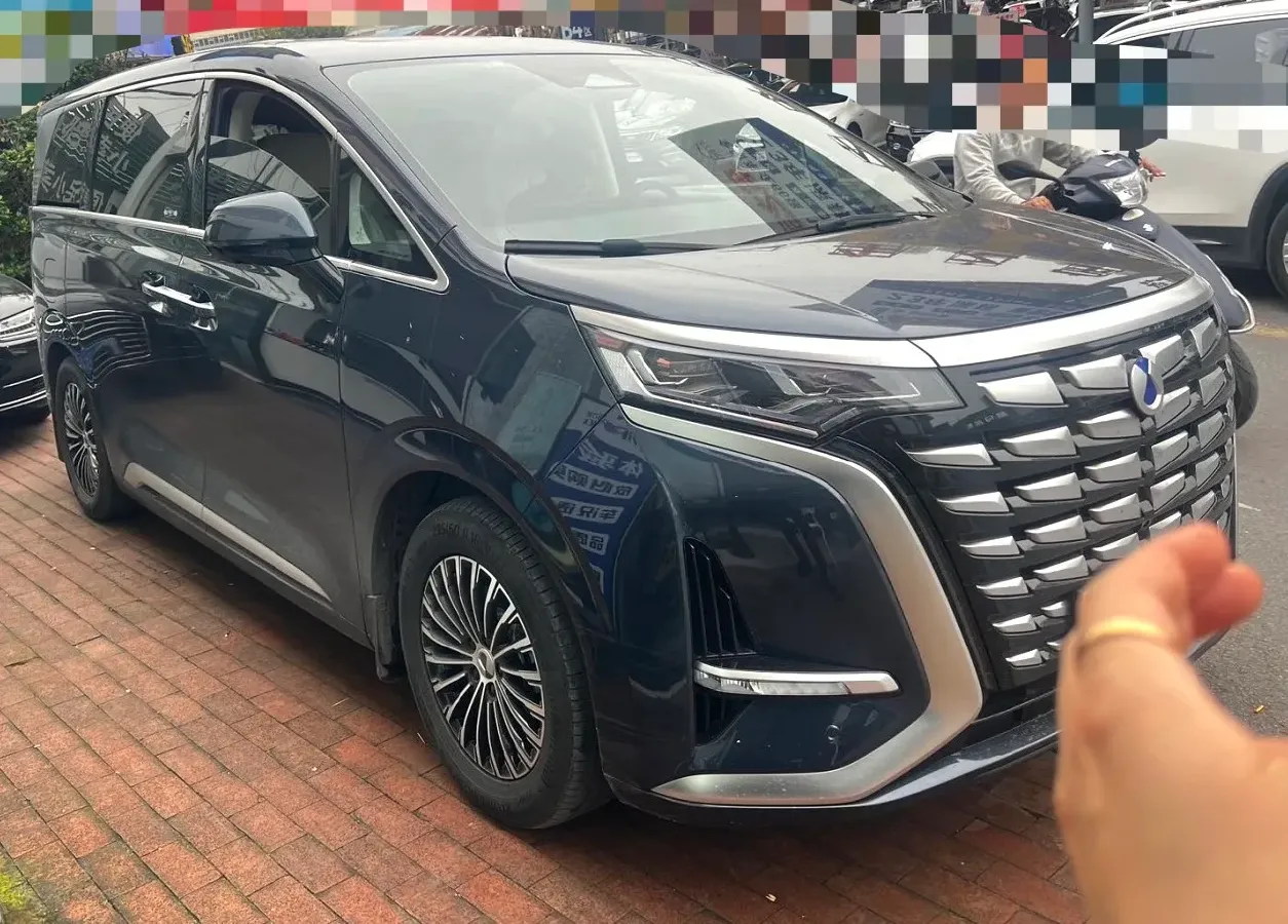 2024 Denza D9 1.5T 139HP L4 E-CVT PHEV 40KWH,autocango,china used car exporter,china ev exporter,chinese used car exporter,chinese used ev exporter