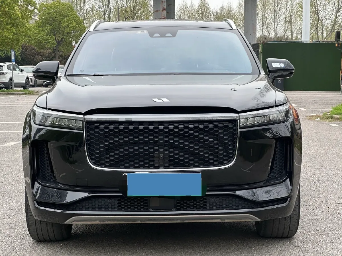 2020 Li ONE Range Extended 131HP REEV 40.5KWH,autocango,china used car exporter,china ev exporter,chinese used car exporter,chinese used ev exporter