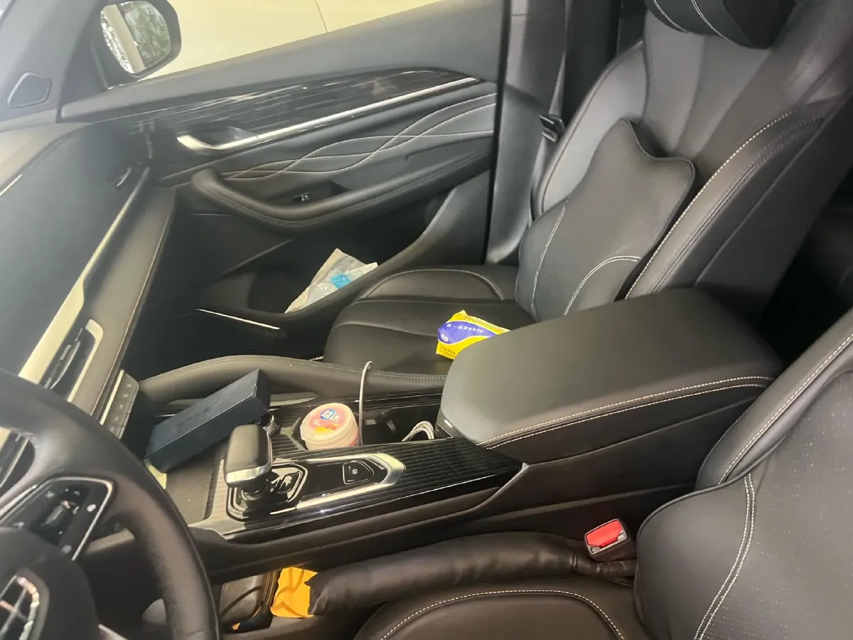 2024 Geely Monjaro 2.0T 218HP L4 7DCT,autocango,china used car exporter,china ev exporter,chinese used car exporter,chinese used ev exporter