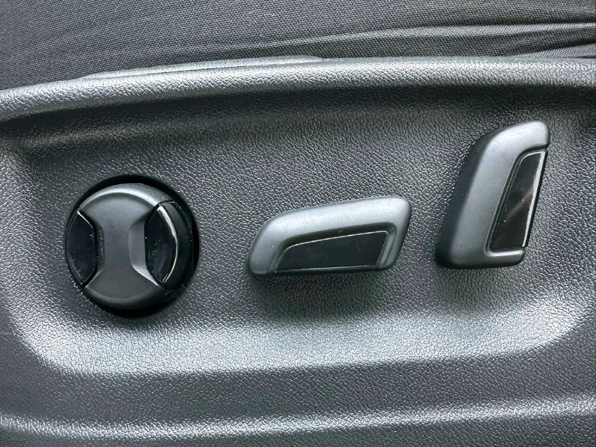 2021 Skoda Karoq 1.4T 150HP L4 7DCT,autocango,china used car exporter,china ev exporter,chinese used car exporter,chinese used ev exporter