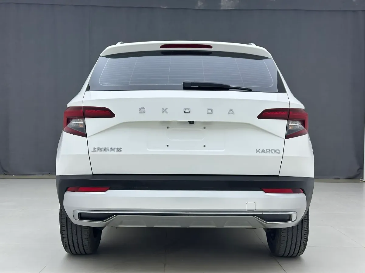 2021 Skoda Karoq 1.4T 150HP L4 7DCT,autocango,china used car exporter,china ev exporter,chinese used car exporter,chinese used ev exporter