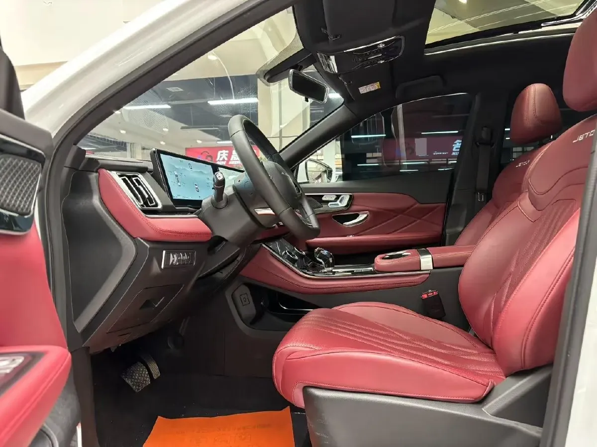 2025 Jetour X70 Plus 1.5T 184HP L4 7DCT,autocango,china used car exporter,china ev exporter,chinese used car exporter,chinese used ev exporter