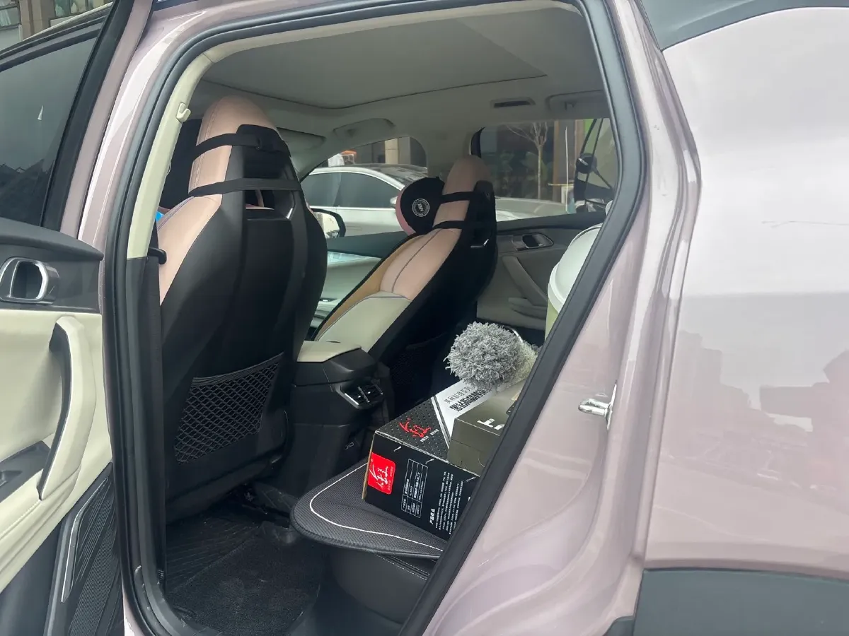 2023 LYNK&CO 06 1.5T 181HP L4 7DCT,autocango,china used car exporter,china ev exporter,chinese used car exporter,chinese used ev exporter