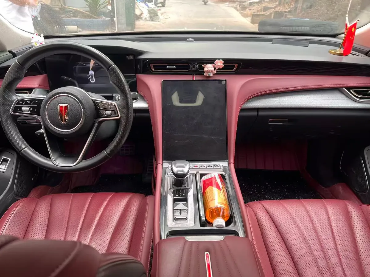 2023 HongQi H5 2.0T 224HP L4 8AT,autocango,china used car exporter,china ev exporter,chinese used car exporter,chinese used ev exporter