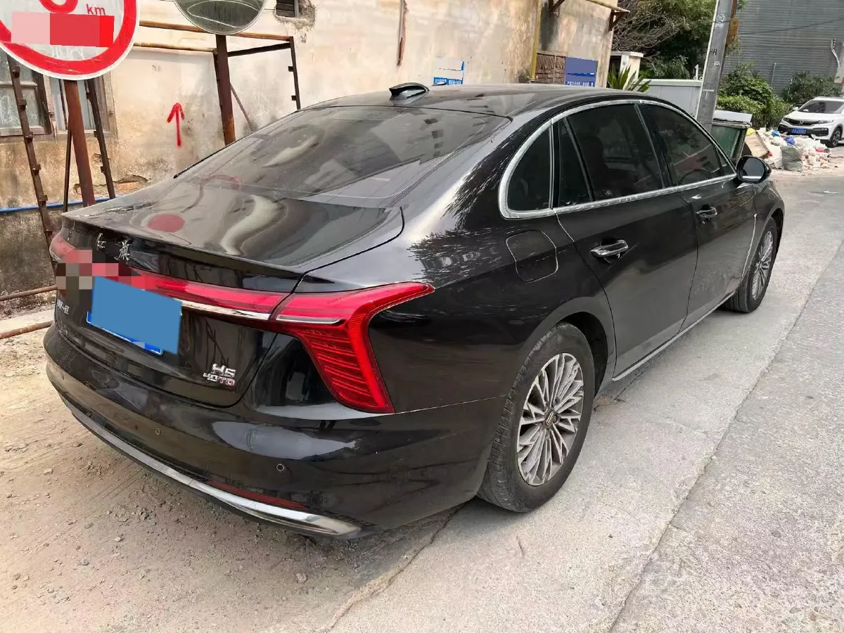 2023 HongQi H5 2.0T 224HP L4 8AT,autocango,china used car exporter,china ev exporter,chinese used car exporter,chinese used ev exporter
