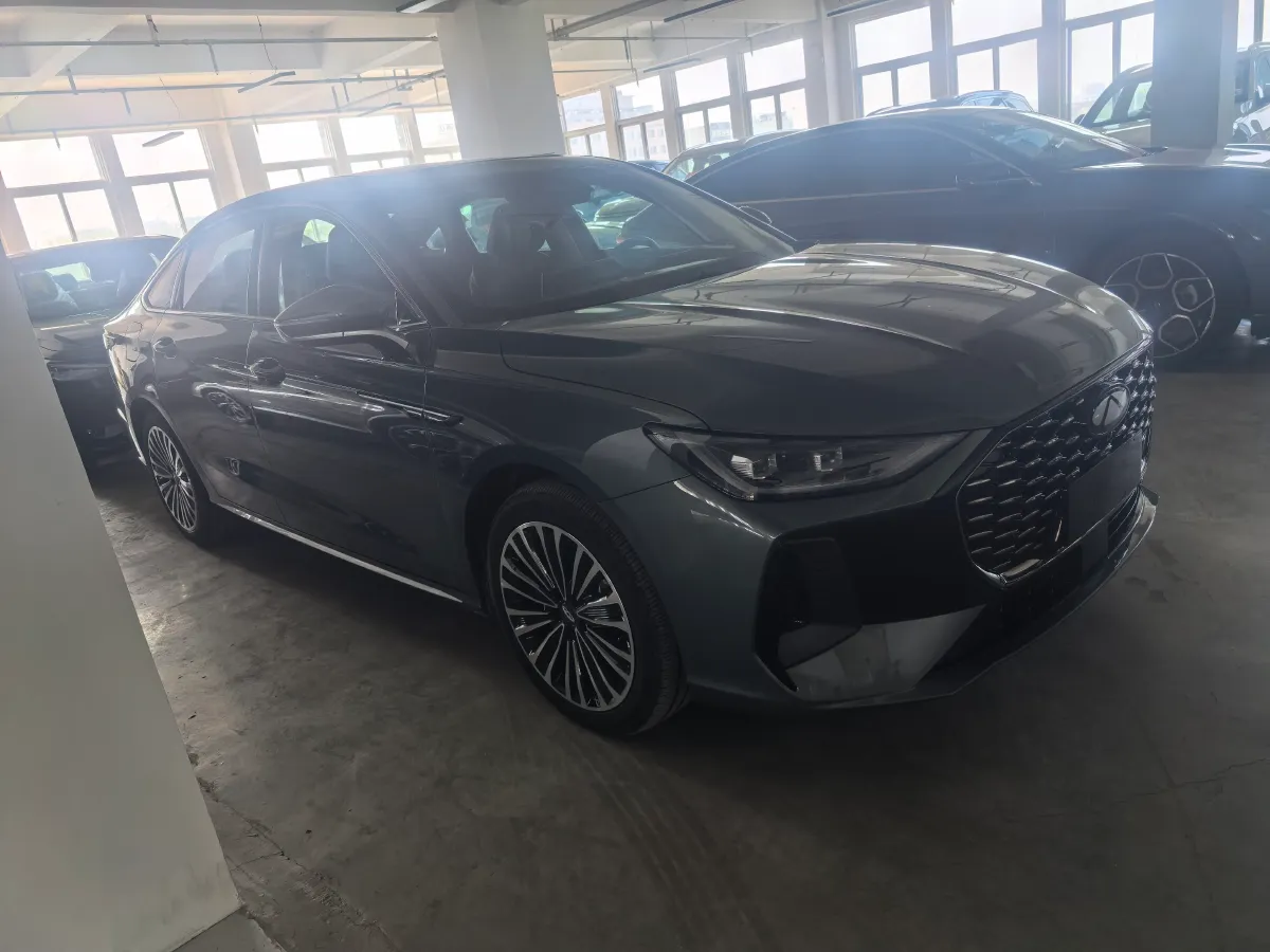 2025 Fulwin FulwinA8L 1.5T 156HP L4 1DHT PHEV 18.67KWH,autocango,china used car exporter,china ev exporter,chinese used car exporter,chinese used ev exporter
