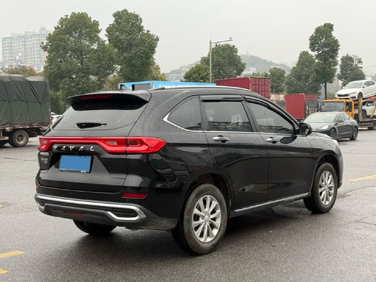 2021 Haval M6 1.5T 150HP L4 7DCT,autocango,china used car exporter,china ev exporter,chinese used car exporter,chinese used ev exporter