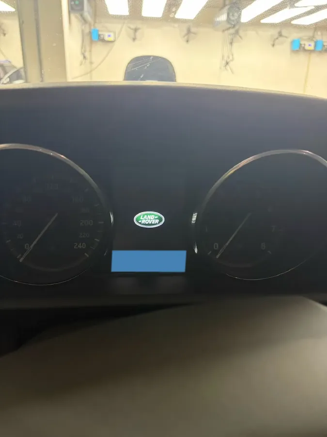 2017 Land Rover Discovery 3.0T 340HP V6 8AT,autocango,china used car exporter,china ev exporter,chinese used car exporter,chinese used ev exporter