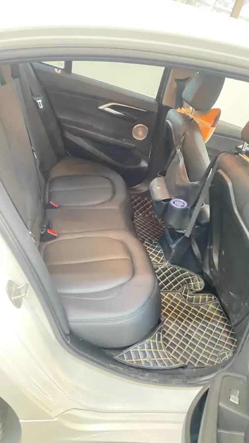 2021 BMW 1 Series 1.5T 140HP L3 7DCT,autocango,china used car exporter,china ev exporter,chinese used car exporter,chinese used ev exporter