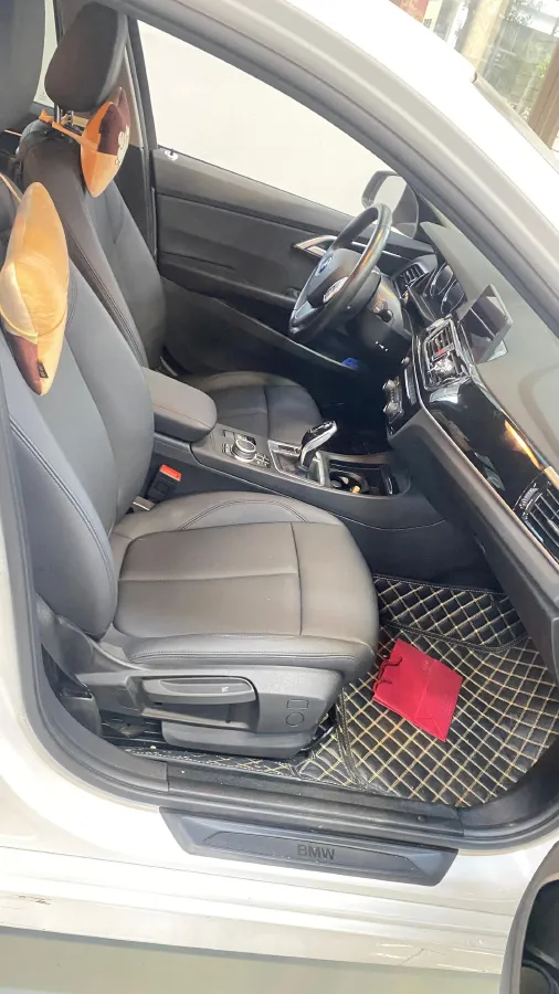 2021 BMW 1 Series 1.5T 140HP L3 7DCT,autocango,china used car exporter,china ev exporter,chinese used car exporter,chinese used ev exporter