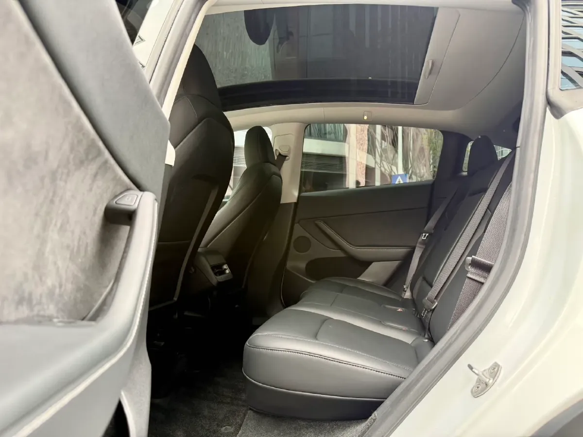 2023 Tesla Model Y BEV 78.4KWH,autocango,china used car exporter,china ev exporter,chinese used car exporter,chinese used ev exporter