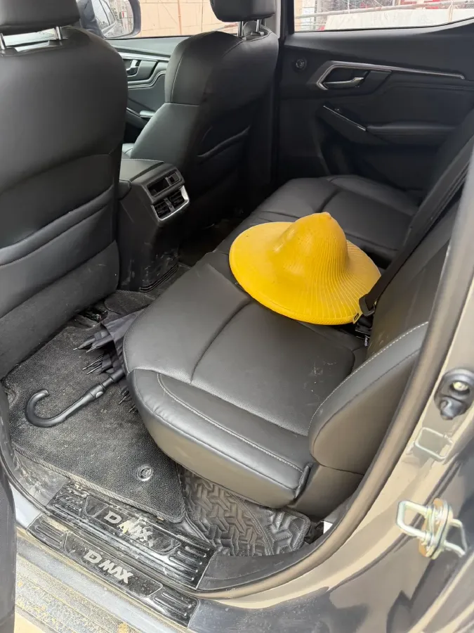 2021 Isuzu D-MAX 1.9T 163HP L4 6AT,autocango,china used car exporter,china ev exporter,chinese used car exporter,chinese used ev exporter