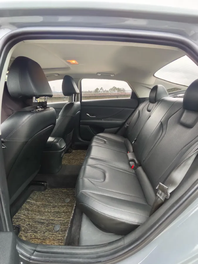 2021 Hyundai Elantra 1.5L 115HP L4 CVT,autocango,china used car exporter,china ev exporter,chinese used car exporter,chinese used ev exporter