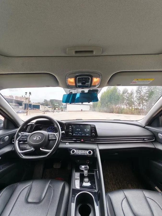 2021 Hyundai Elantra 1.5L 115HP L4 CVT,autocango,china used car exporter,china ev exporter,chinese used car exporter,chinese used ev exporter